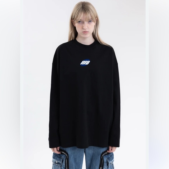 we11done Tops - BLACK WE11DONE SMALL LOGO LONG-SLEEVED T-SHIRT XS